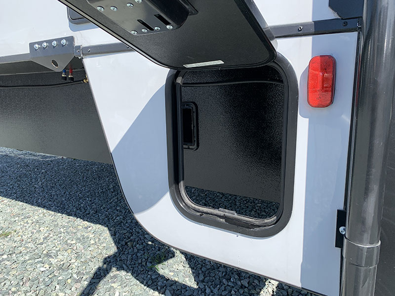 Palomino HS 2910 Truck Camper Door To Nowhere