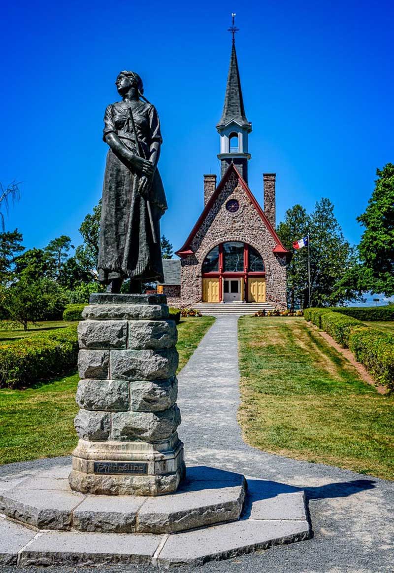Evangeline Statue And Chapel Grande Pre