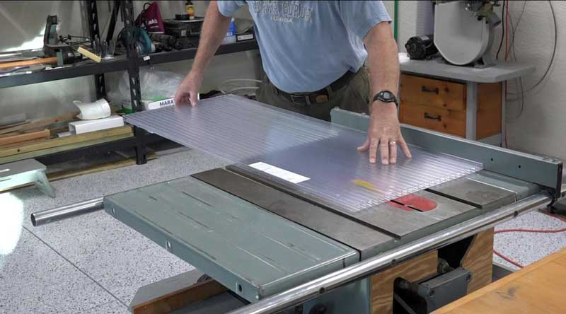 Insulated Skylight Covers Cutting the Polycarbonate Panel