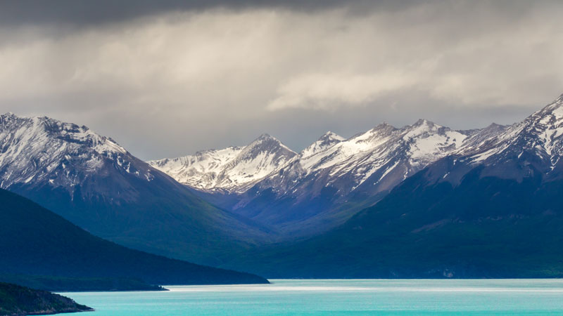 Largo Argentino, Patagonia F14, 180mm, ISO 320.