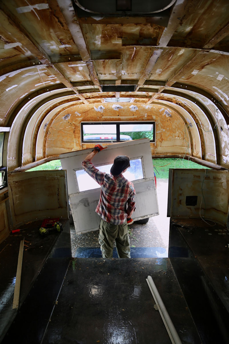 Removing The Last Piece Of Aluminum Connecting The Bulwark