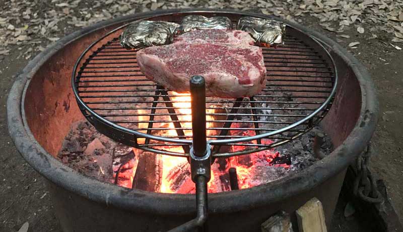 Campfire Grill Pioneer 1030