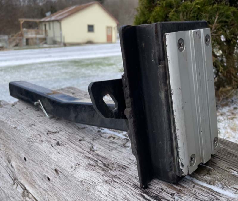 Lagun Table Used Outside Mounting Bracket