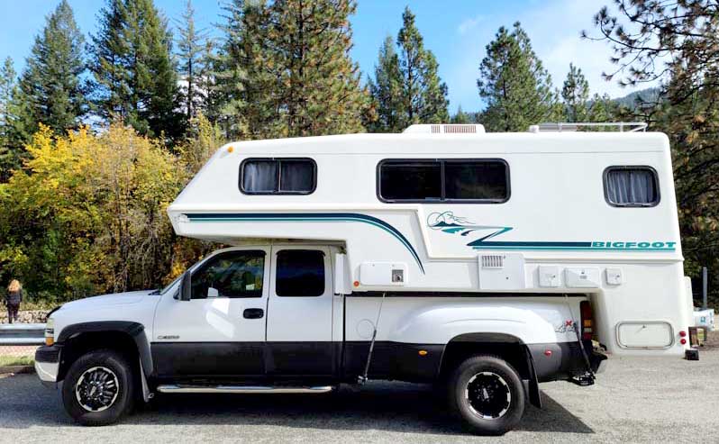 2001 Chevrolet Silverado And 1997 Bigfoot 10 Lucas