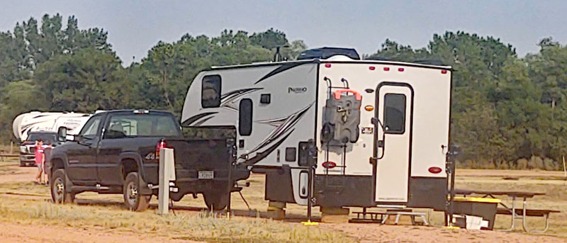 2007 GMC 2500 And Palomino 8801 Adler