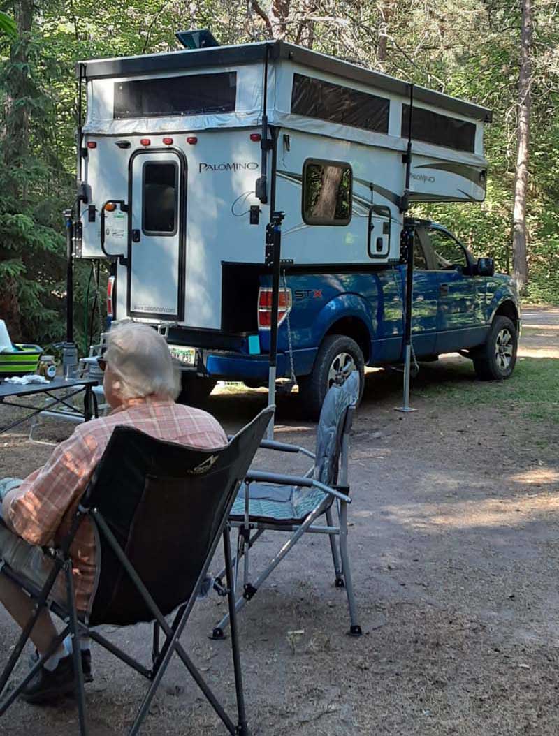 Ford F150 And Palomino SS550 Forbell