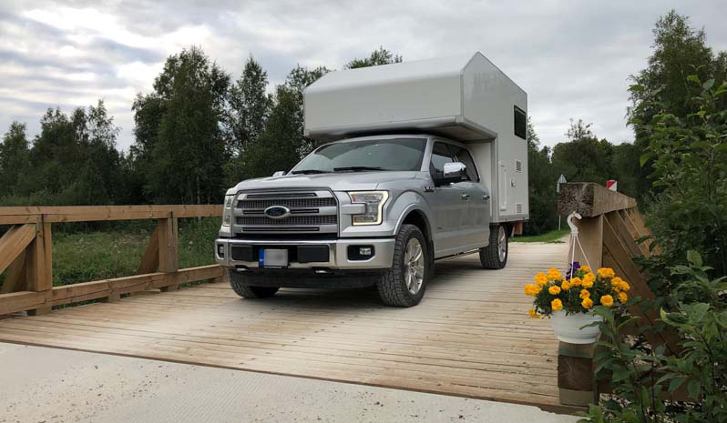 DIY Demountable Flatbed Camper Bridge