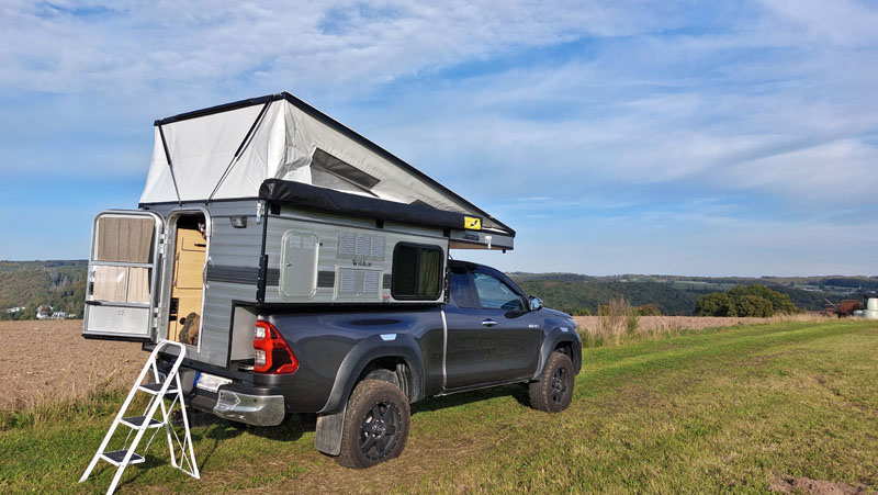 Setting Up Four Wheel Camper Pop Top