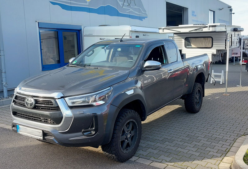 Toyota Hilux and FWC Wildcat Demounted and Disconnected