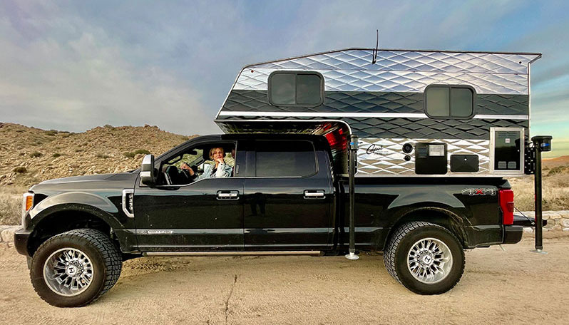 Yellowstone Capri Camper Rig