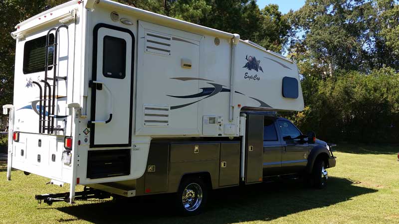 Ford F550 CS Rear