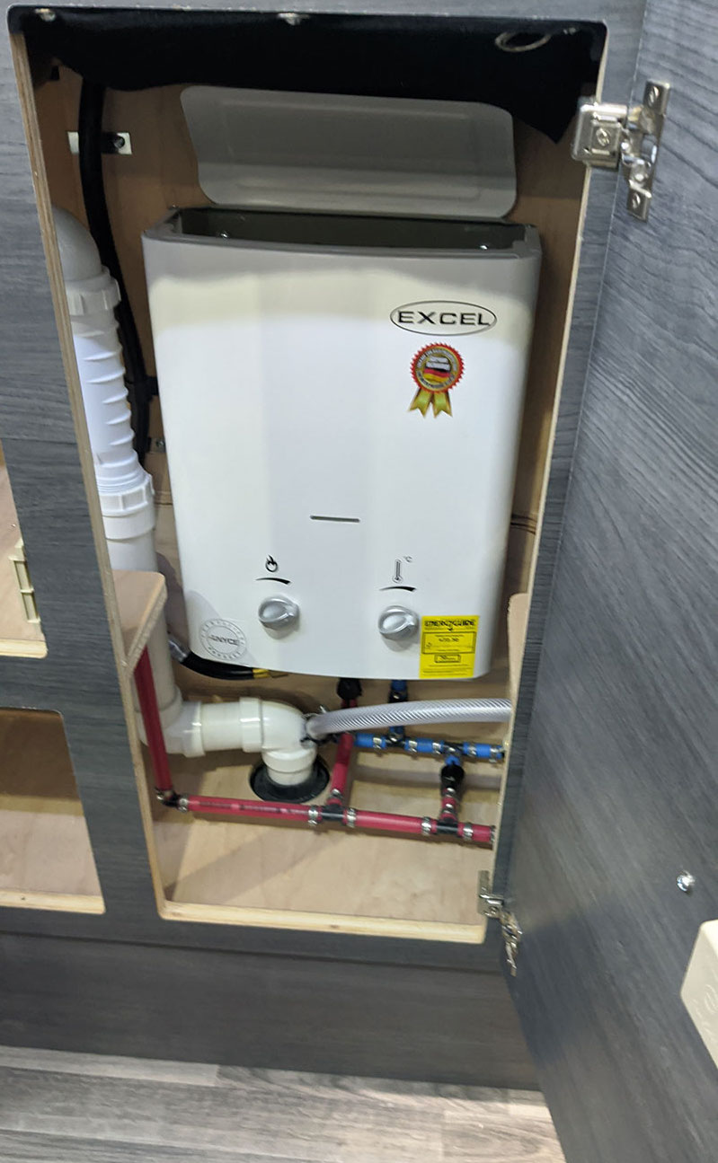 Grumpy Bear Camper Excel Water Heater