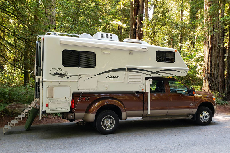 F 350 King Ranch And Camper Bigfoot 2001