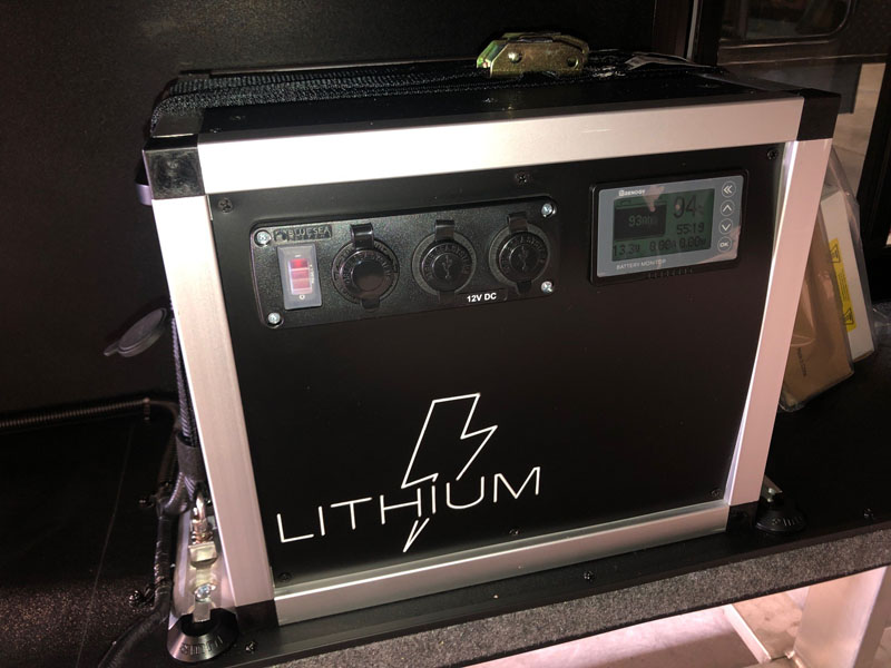 Project M Topper Lithium Battery Box