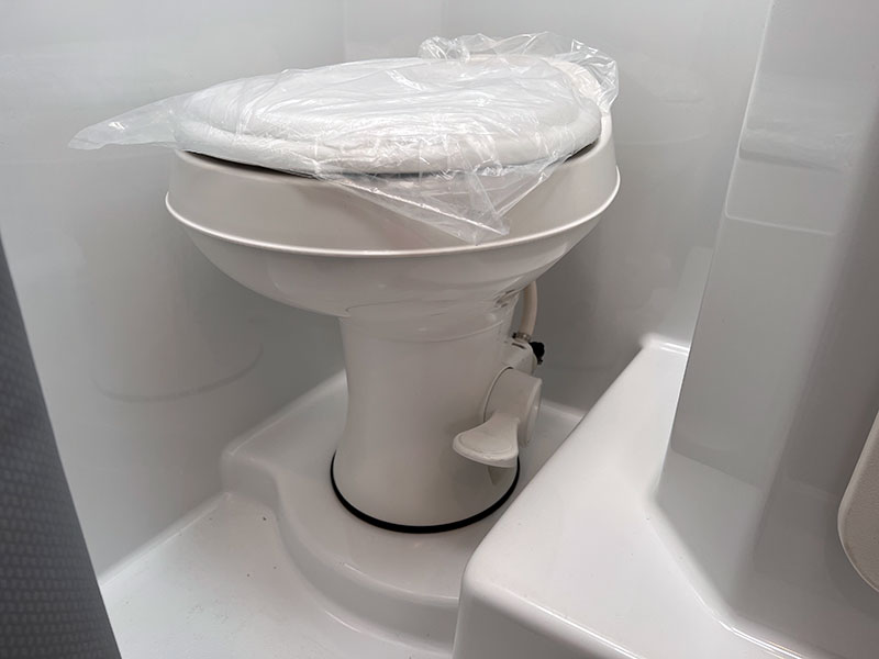 Lance 960 Bathroom Toilet