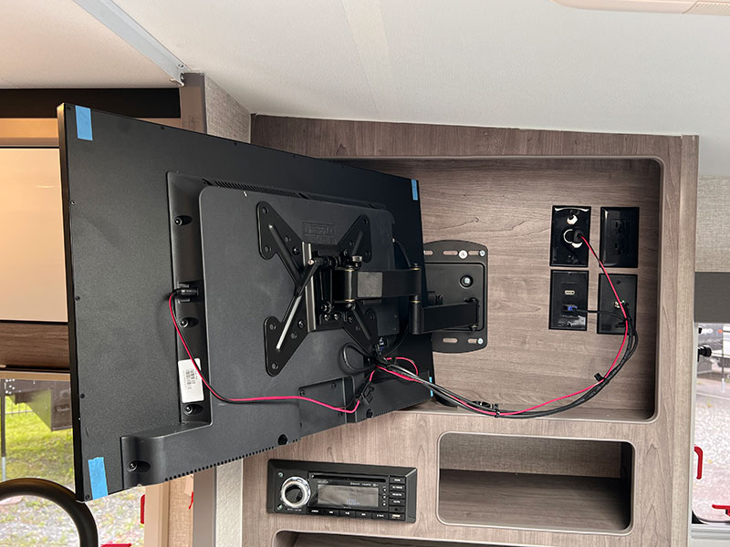 Lance 960 INT Cabover TV Arm And Connections
