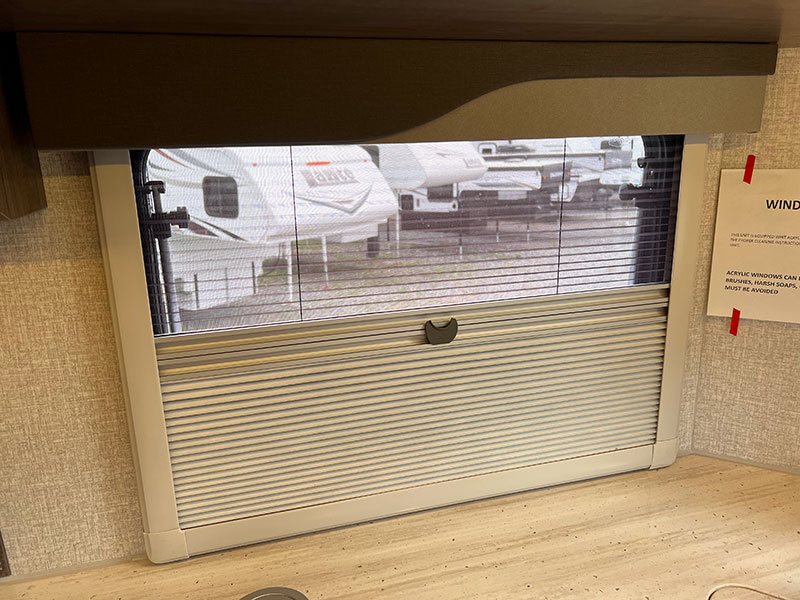 Lance 960 Kitchen Window Shade And Screen