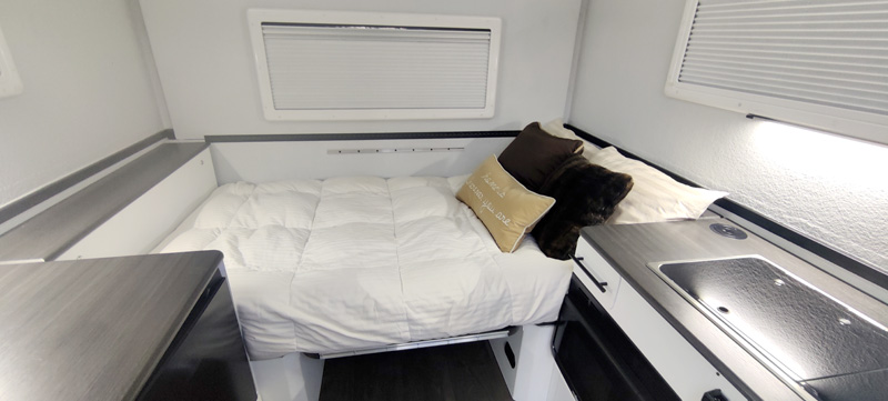 Bed In The Cube Series Camper