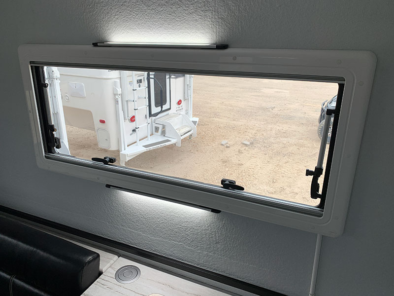 Cube Acrylic Series Windows