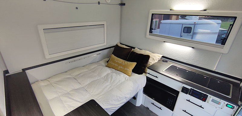 Cube Series dinette into bed 