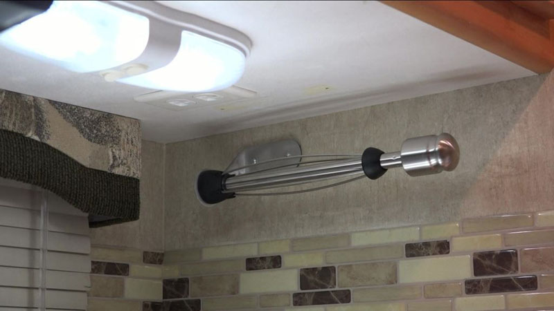 Ratcheting Paper Towel Holder Install 1