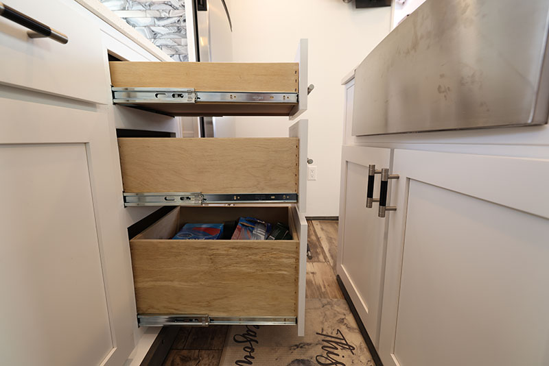 Rugged Mountain Denali 3S Storage Kitchen Drawers