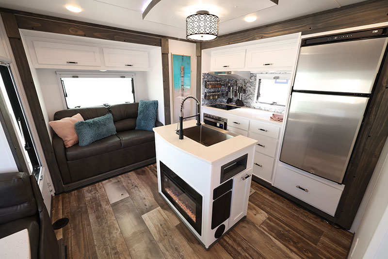 Rugged Mountain Denali 3S Wide Main Living Area 2