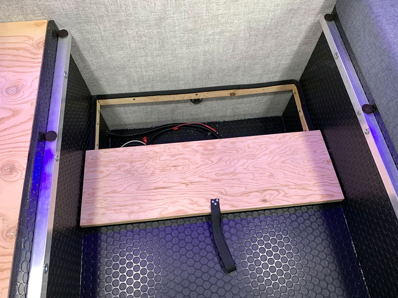 Soaring Eagle Battery Compartment
