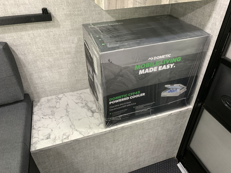 Soaring Eagle Adlar 6.5XL Powered Cooler