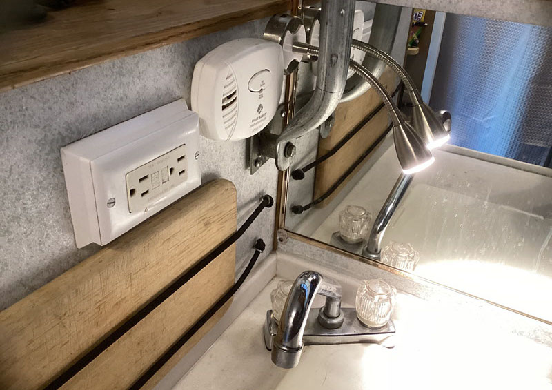 Camper Kitchen Mods LEd Light