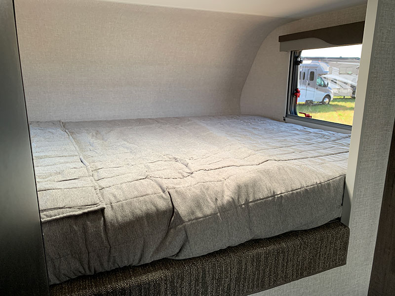 Lance 805 East West Bed