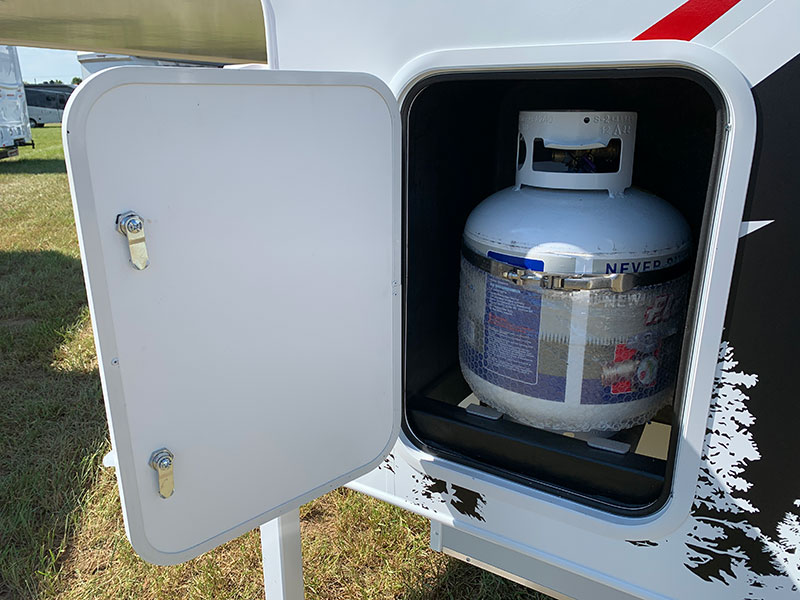Lance 805 Propane
