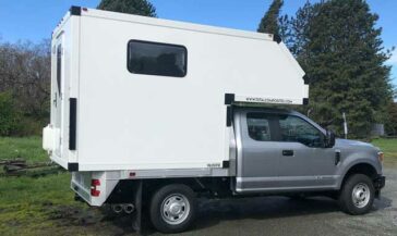 Total Composites Bobcat 8
