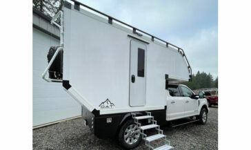 Wolverine 8 Camper On A Ford