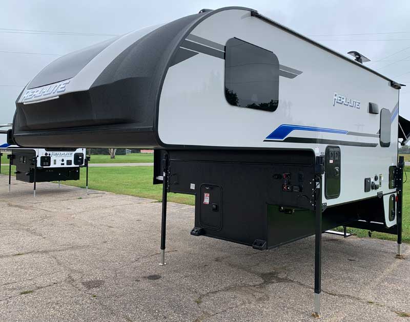 Palomino HS 3210 Exterior Driver