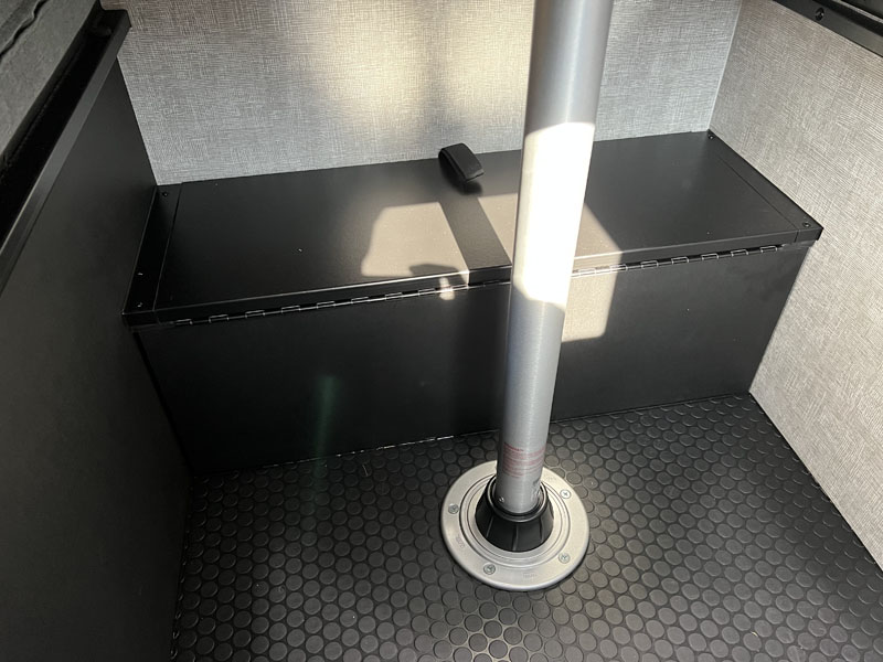 Soaring Eagle Adlar 5 Dinette Base