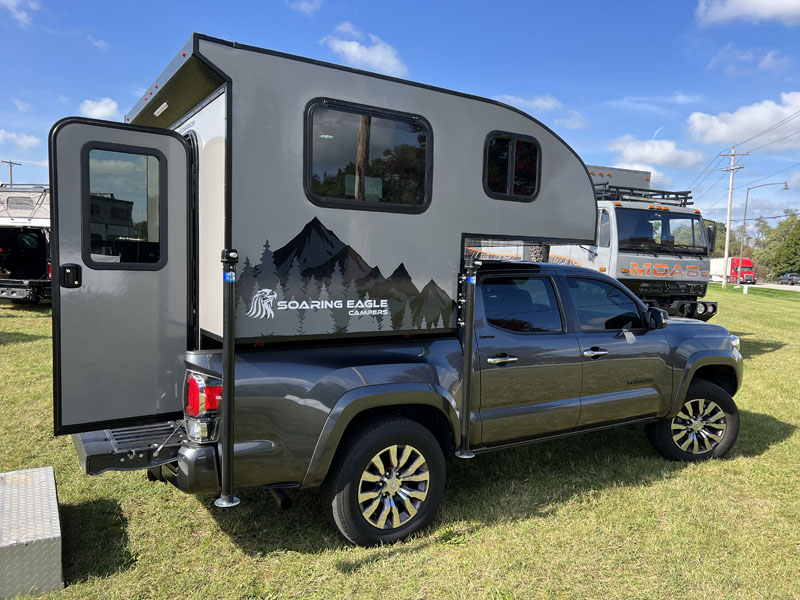 Soaring Eagle Adlar 5 Exterior Passenger Side