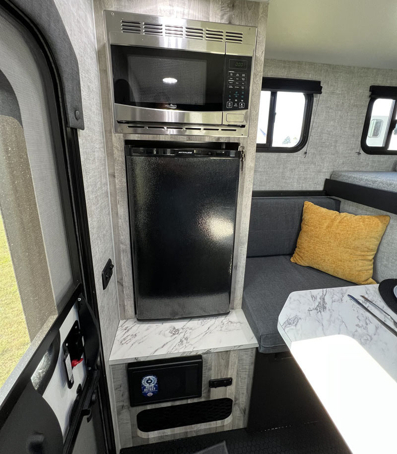 Soaring Eagle Adlar Refrigerator And Microwave And Electrical