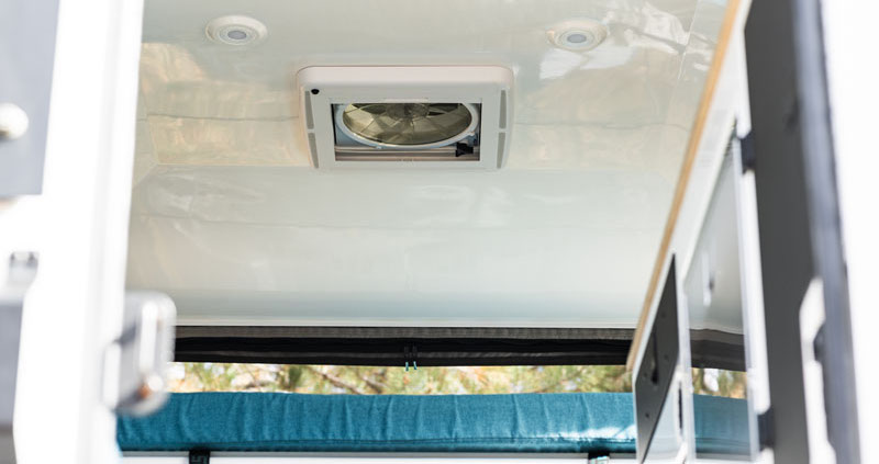 Supertramp Maxxair Fan 7500