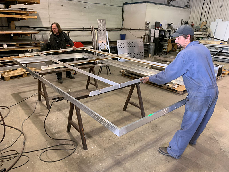 OEV Factory Weld Shop Team Assembling Tray