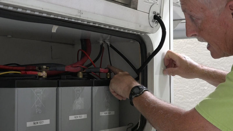RV Emergency Electrical Hookup Final Assembly Battery Hookup