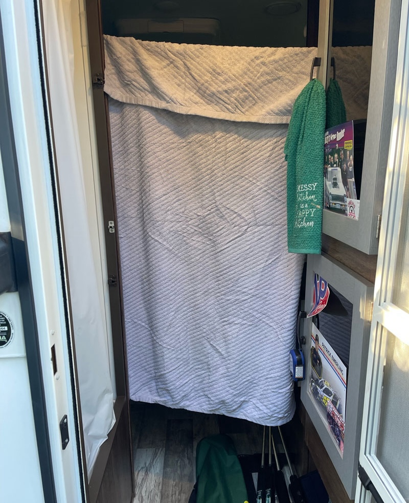 Bathroom Hideout Using Clothesline