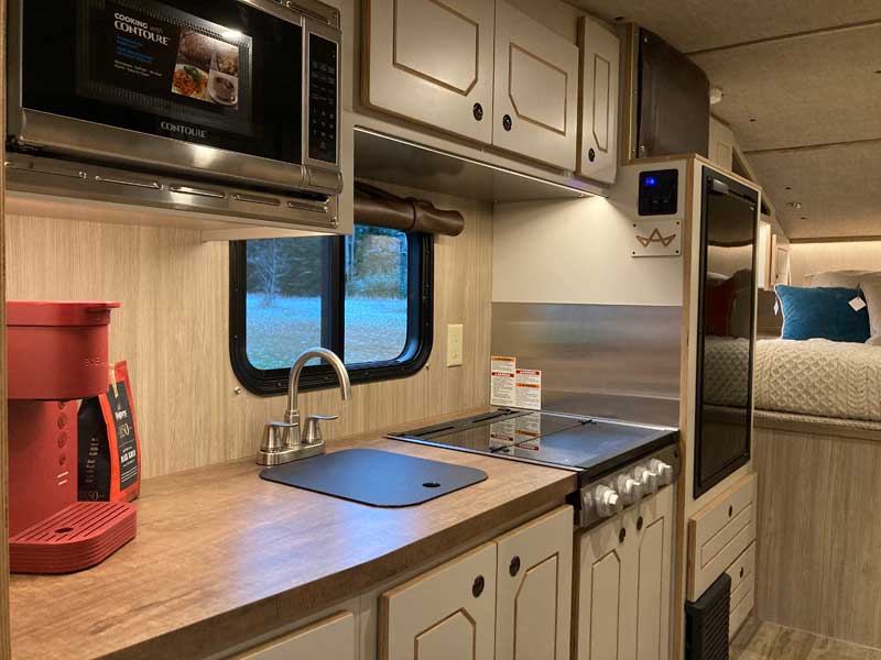 Camino 88 with Cimmaron Decor Countertop