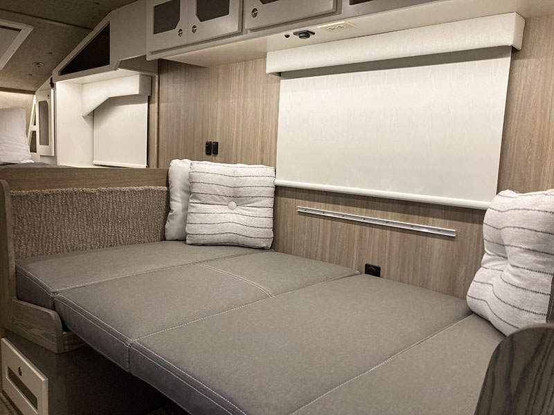 Kingstar Dinette Into Bed