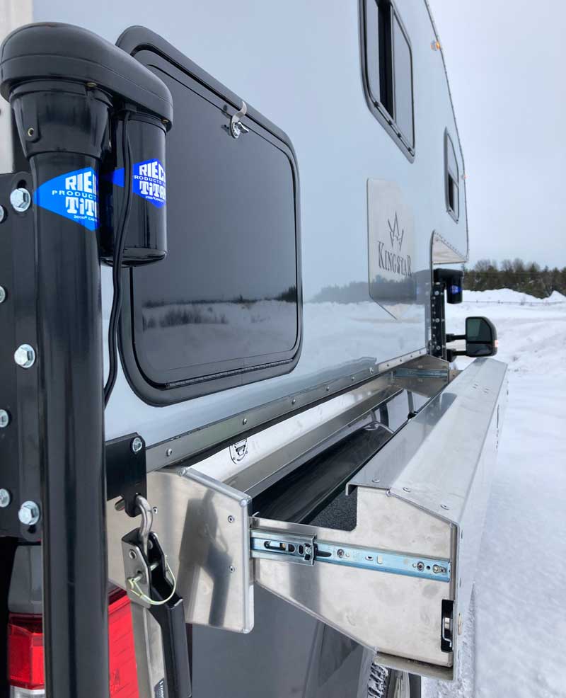 Kingstar Fish And Ski Locker Open