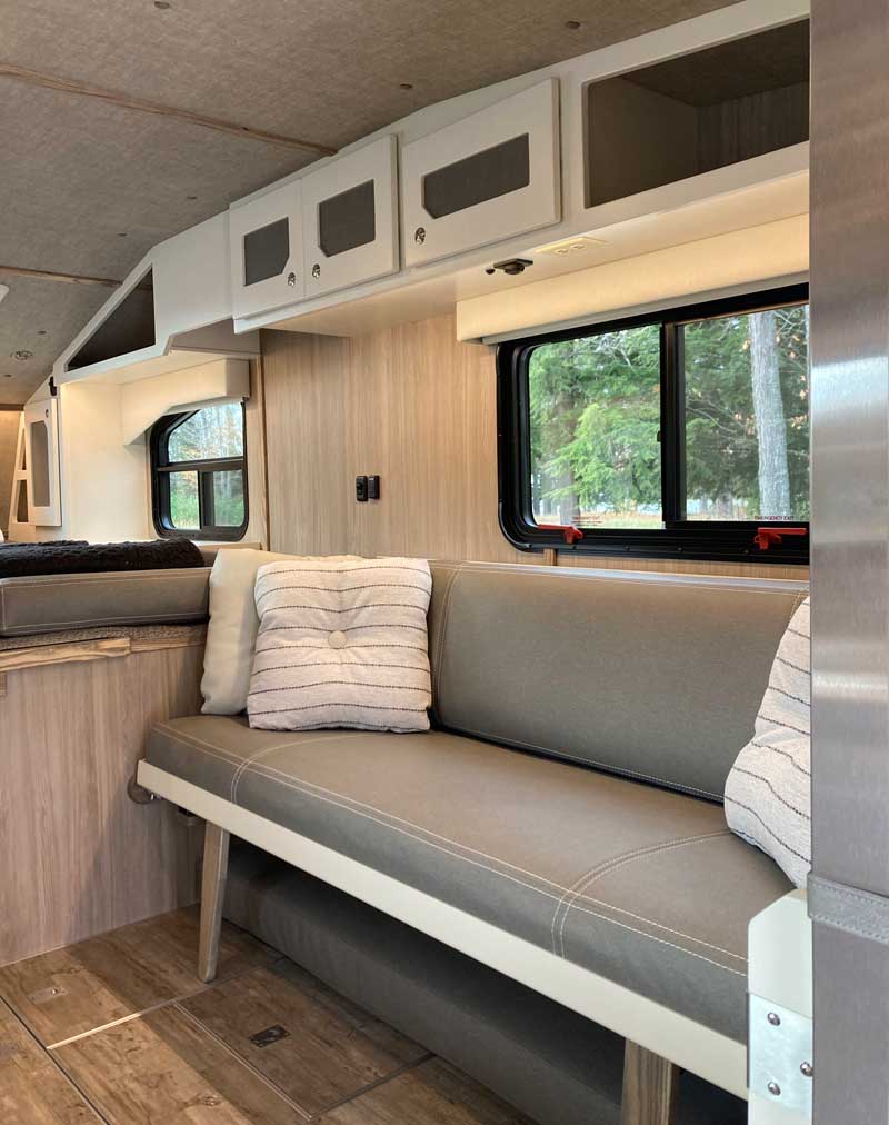 Kingstar KRUZR 8 Couch Bunk Coastal