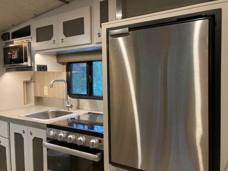 Kingstar Kruzr 6 Refrigerator