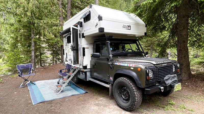 Camping LandRover And Total Composites