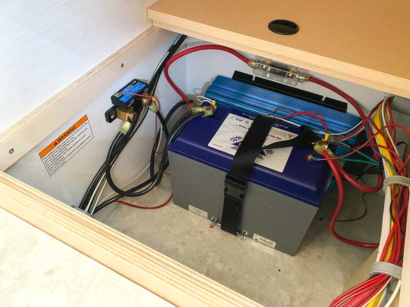 Cirrus 820 LE BattleBorn Batteries