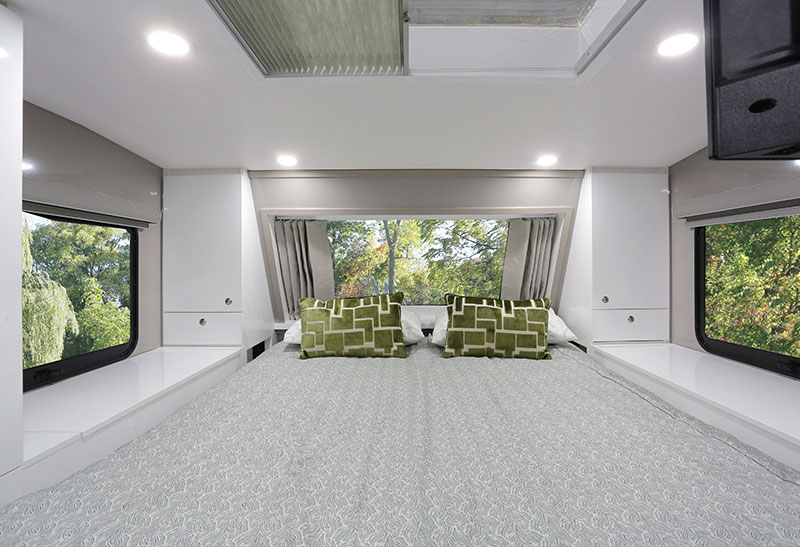 Citation Agate Interior Cabover Bedroom